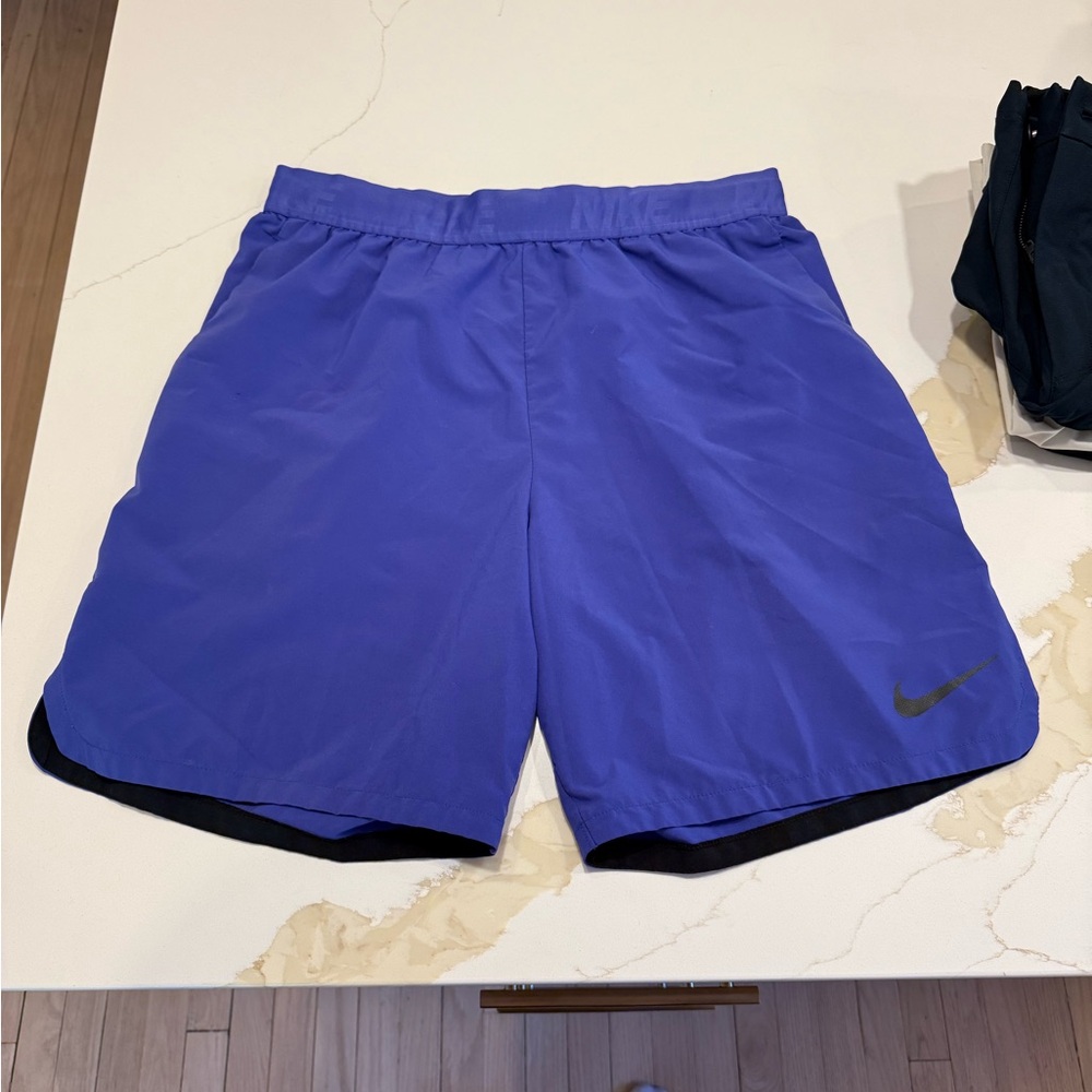 Nike Men's Blue Athletic Shorts